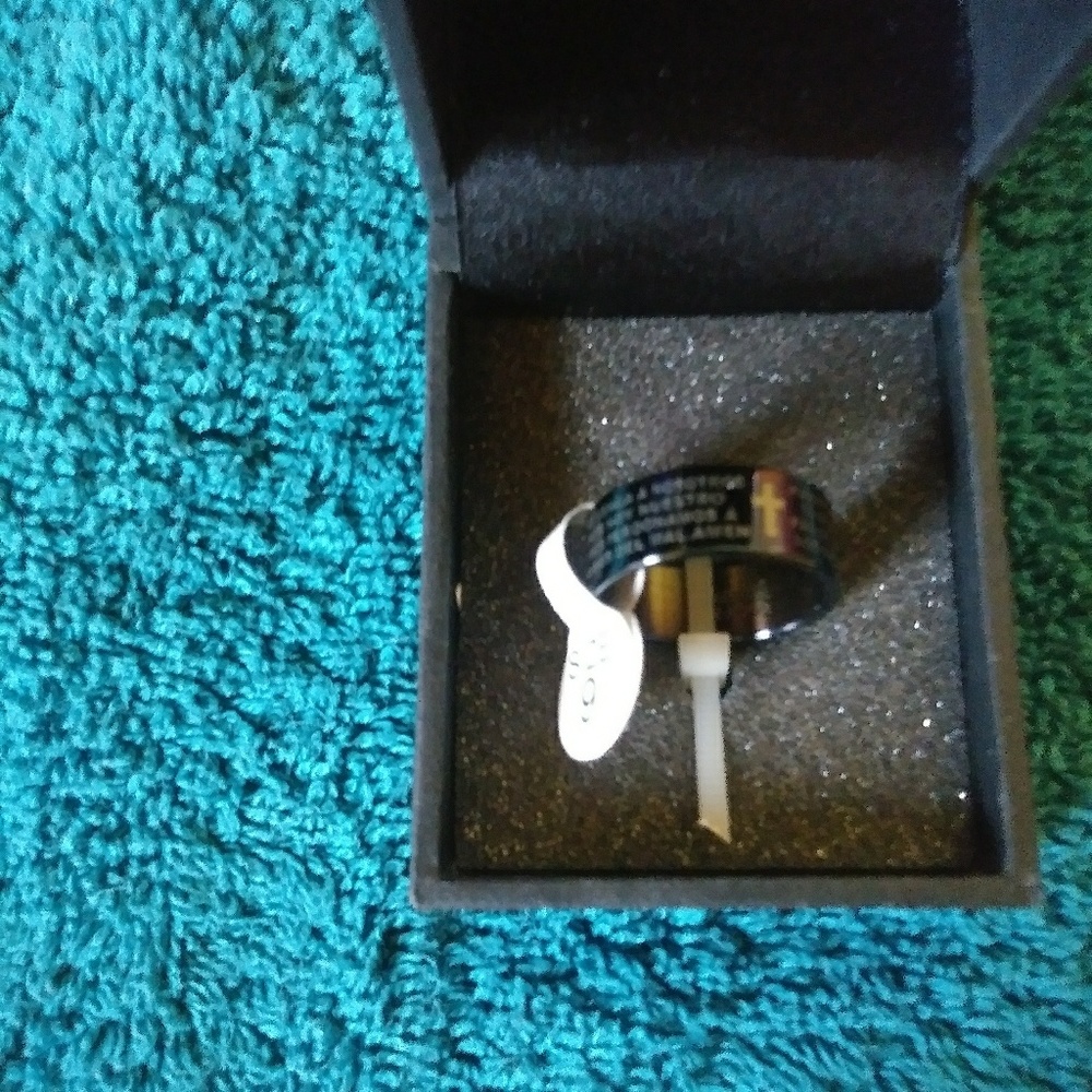 Men's size 9  black cross ring